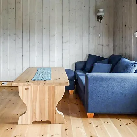 2 Bedroom Gorgeous In Nyaraló Eggedal